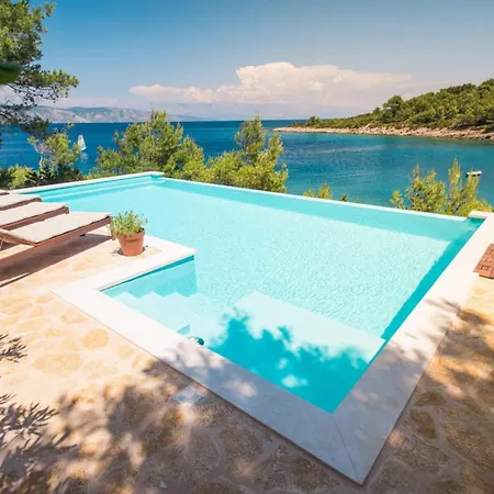 Aqua Semesterbostad Vrbanj